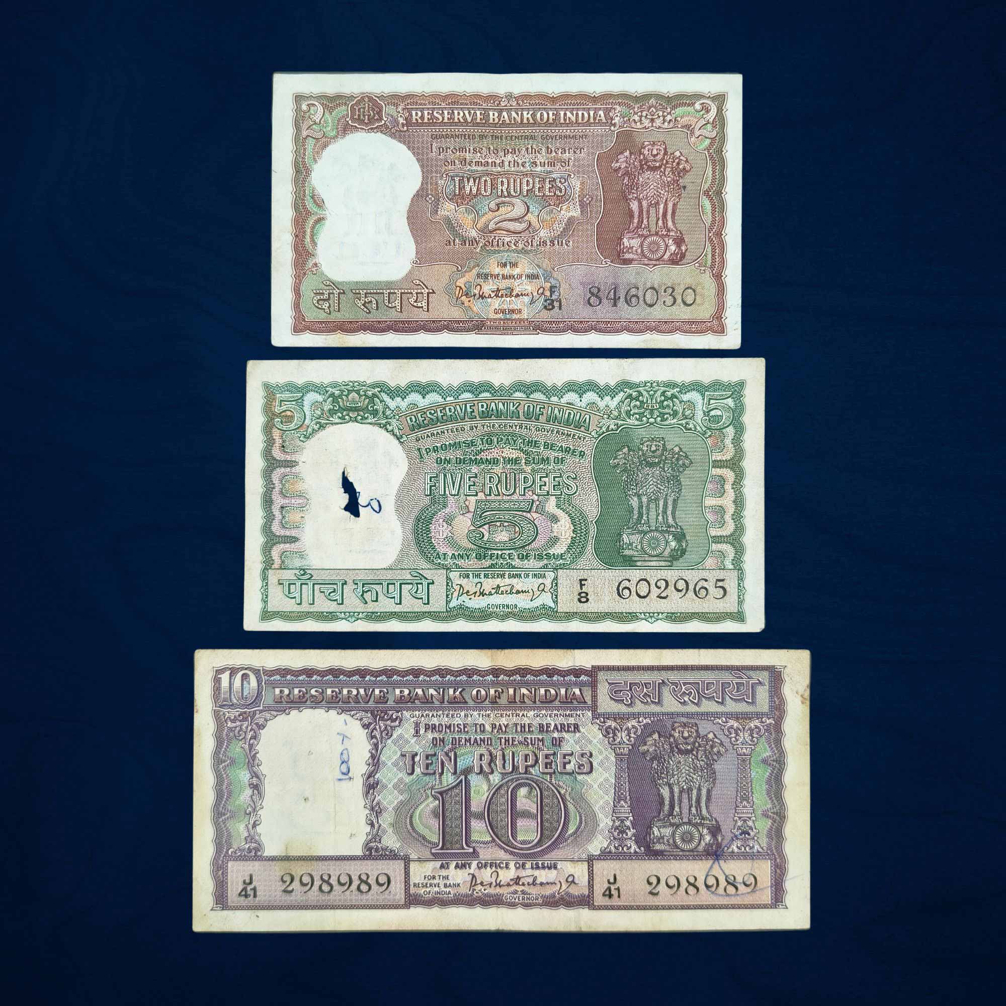 NOTAPHILY SET of 1 Rupee, 5 Rupees & 10 Rupees Gandhi Issue, Different Signature (3 Notes), Republic India Numismatics Note, Circulated Collectible.